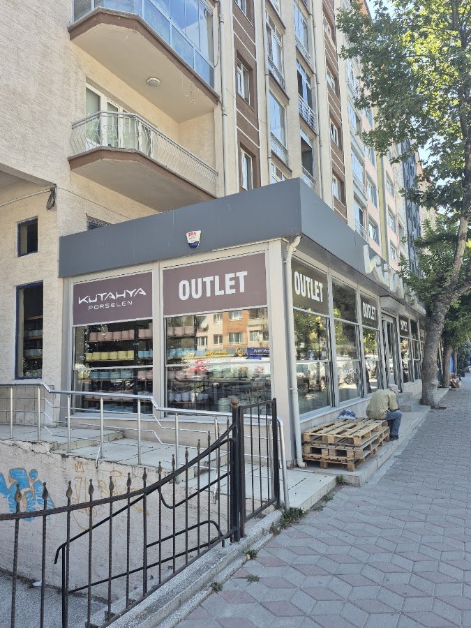 Kütahya Porselen Renkli Dünya Mağaza