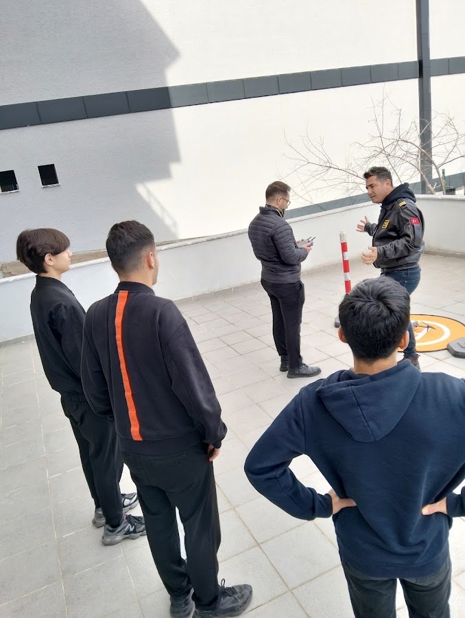 Genç Kanatlar İha Eğitim Merkezi