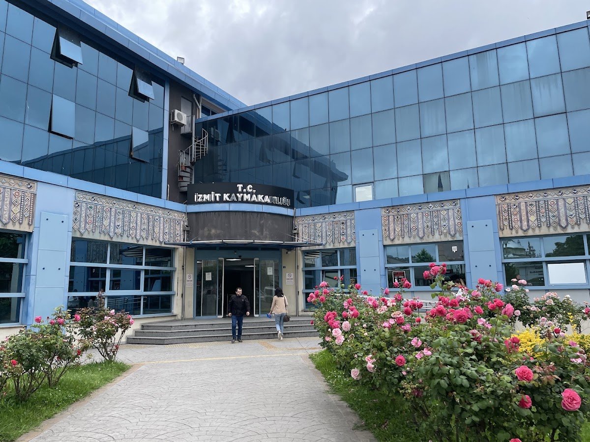 T.C. İzmit Kaymakamlığı