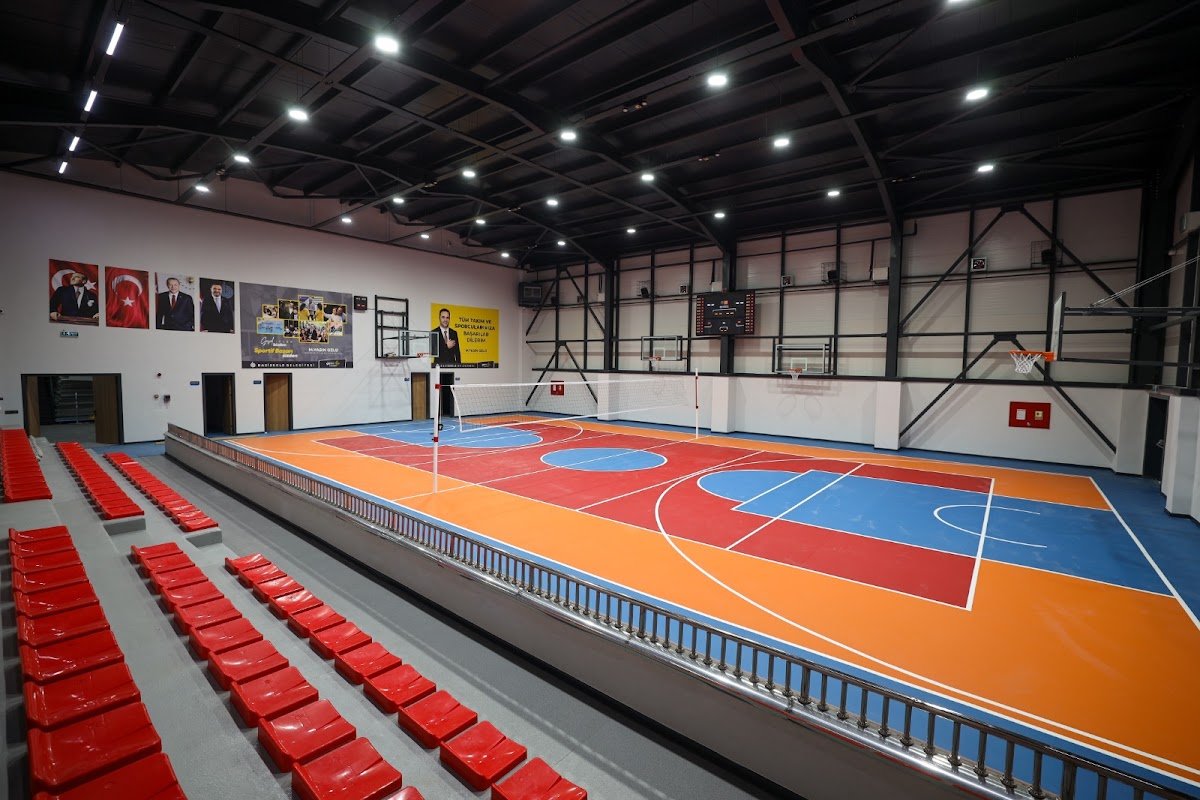 Genc-İ Âlâ Kapalı Spor Salonu