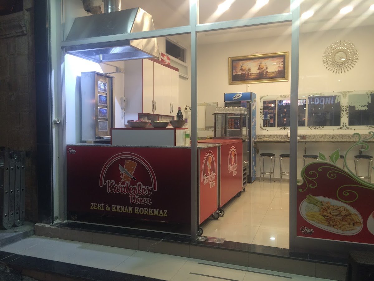 Kardeşler Döner Salonu