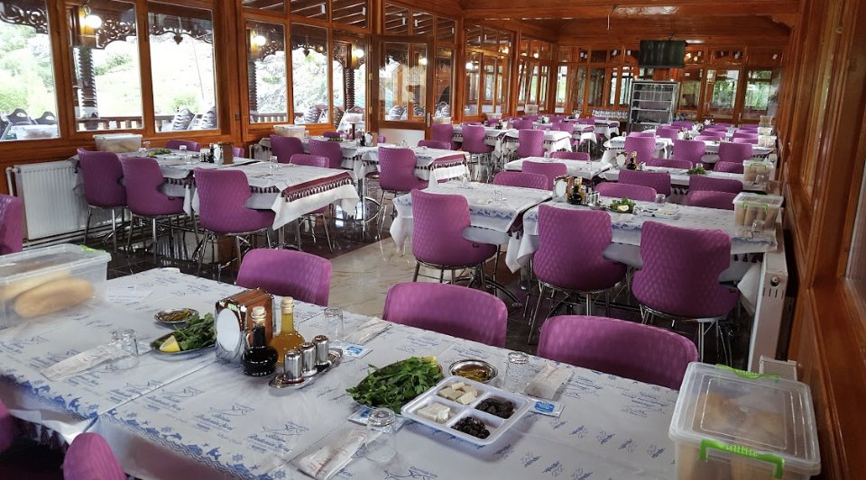 Bizim Dedenin Yeri Çayırbağı