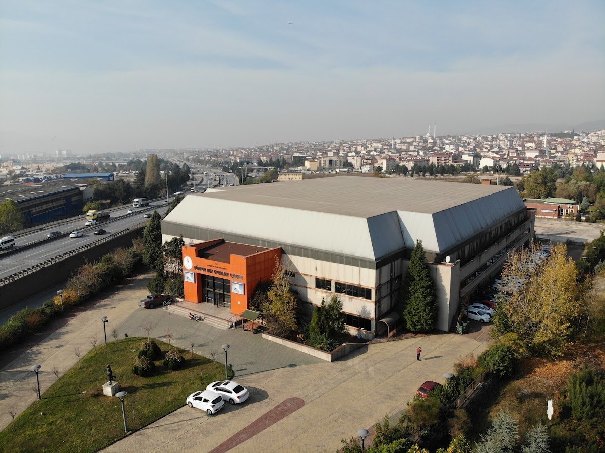 Olimpik Buz Sporları Salonu