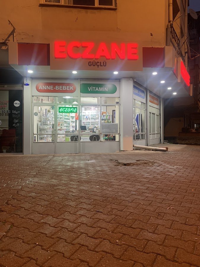 Güçlü Eczanesi