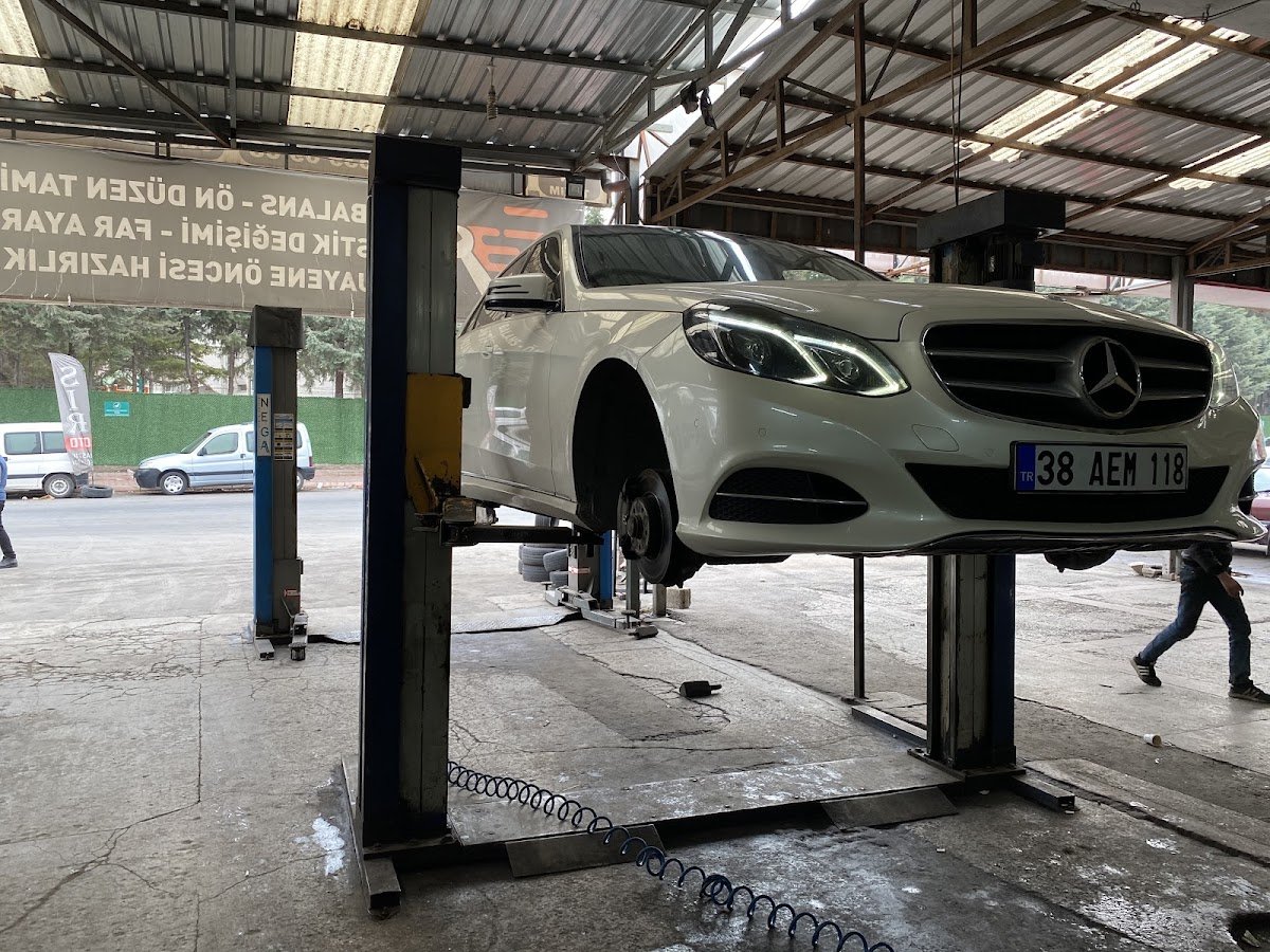 Sır Oto Rotbalans Servisi