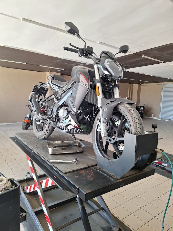 Batu Motor