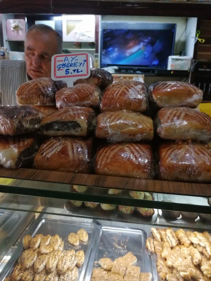 Yalçin Pastane & Cafe