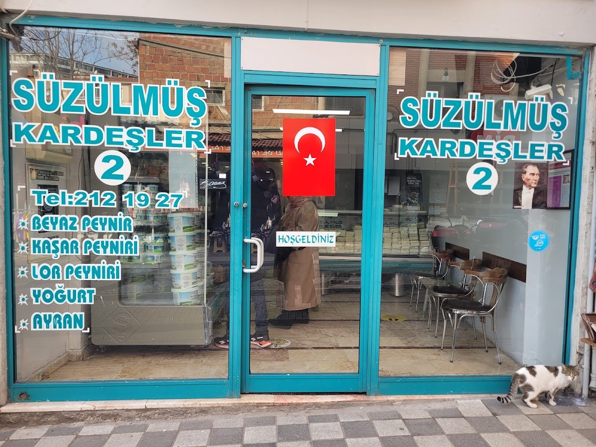 Süzülmüş Kardeşler