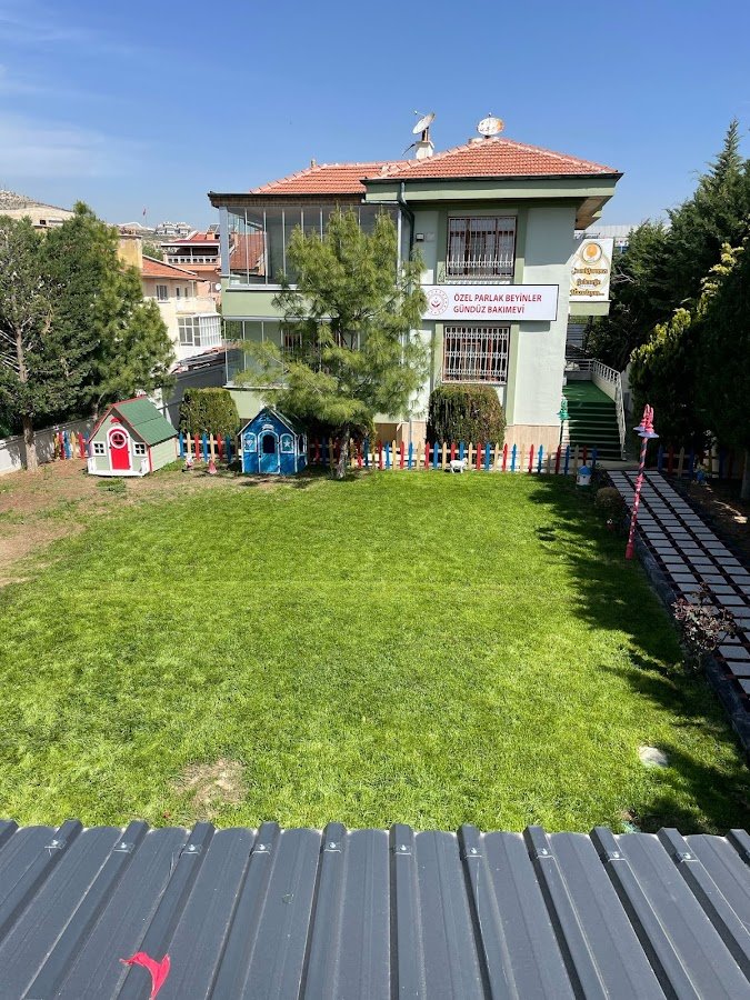 Parlak Beyinler Kreş & Anaokulu