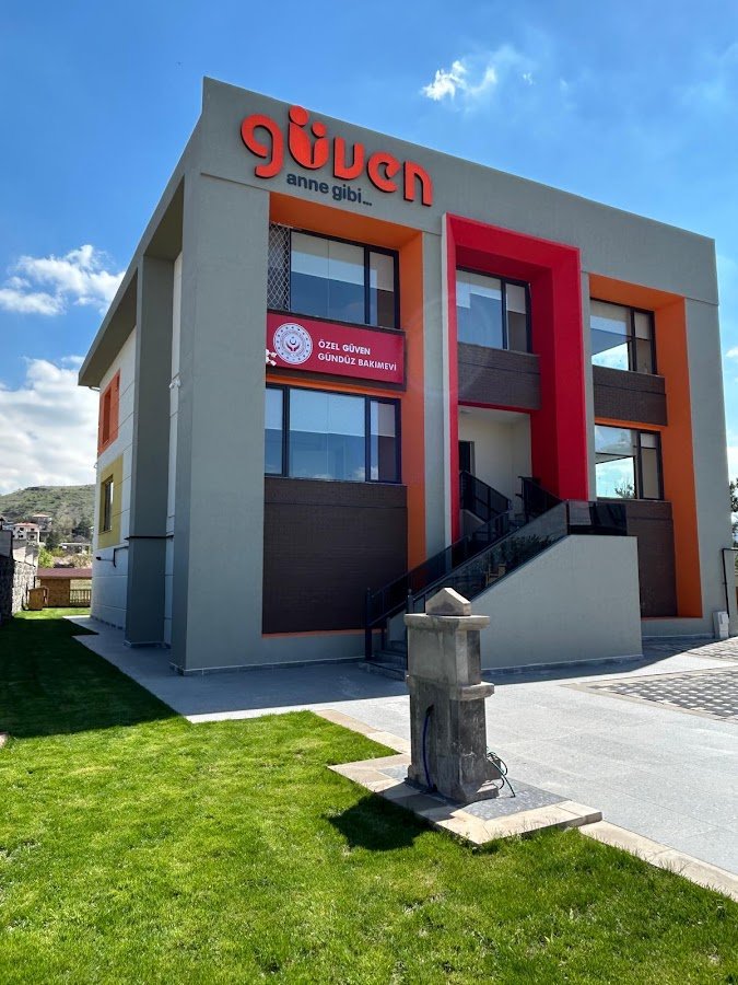 Güven Kreş Anne gibi...
