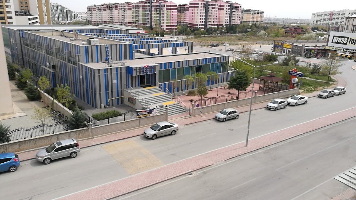 Selçuklu Belediyesi Beyhekim Yüzme Havuzu