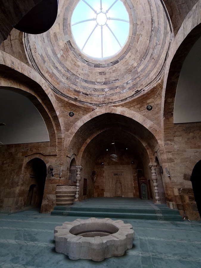 Cacabey Meydanı