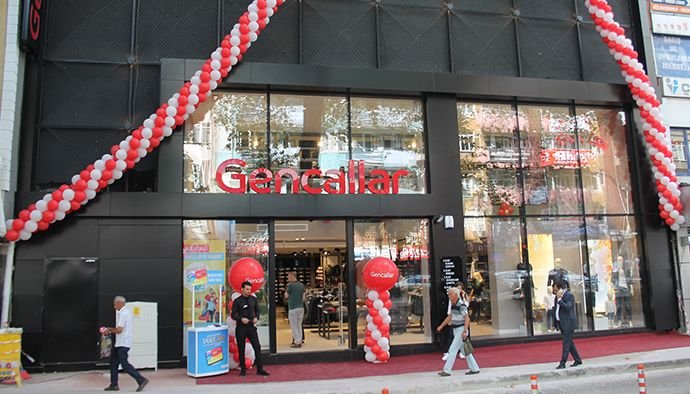 Gencallar Giyim Mağazası