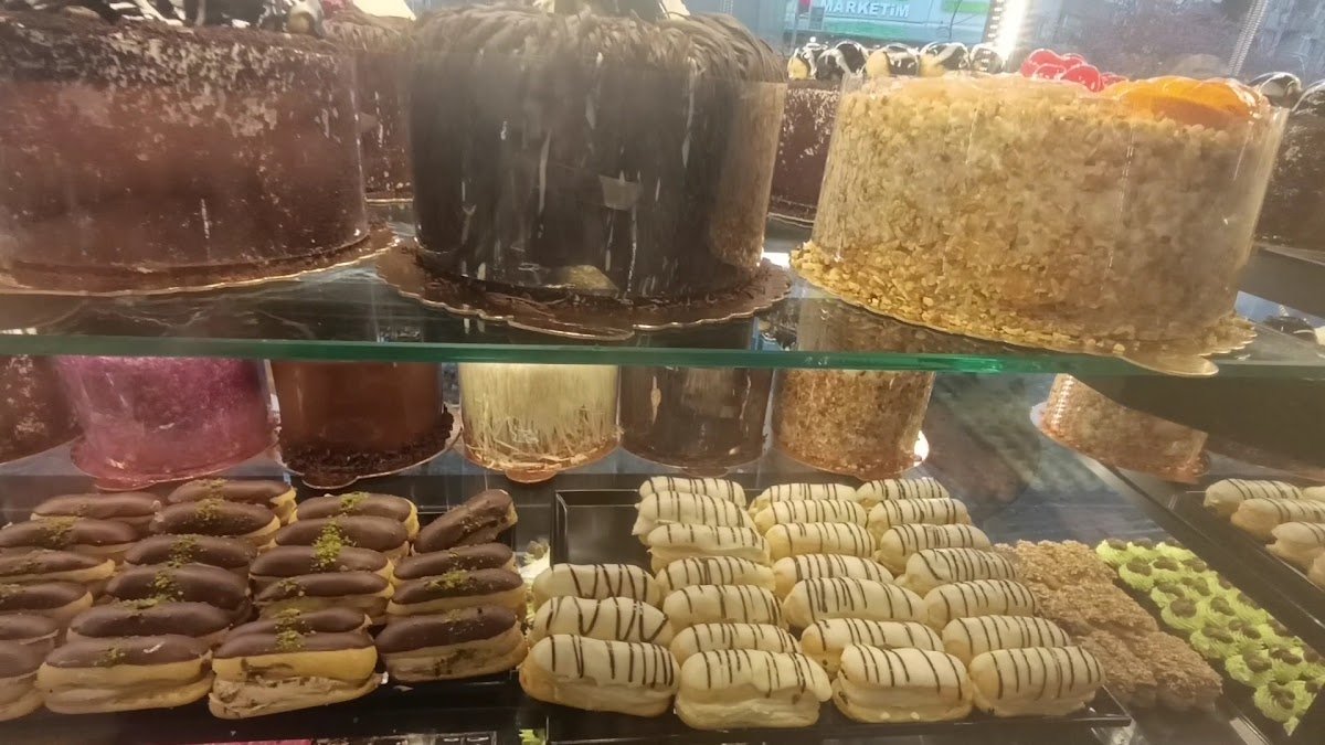 Asmalı Fırın Baklava Pasta ve Cafe