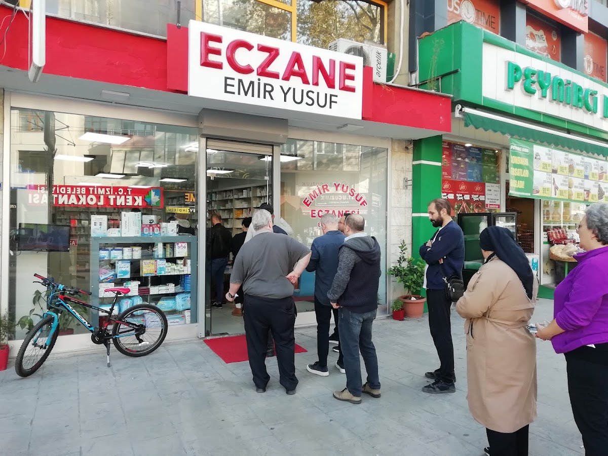 Emir Yusuf Eczanesi