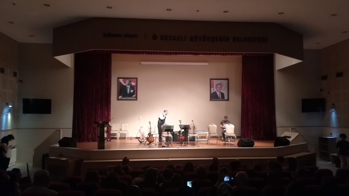 Leyla Atakan Kültür ve Eğitim Merkezi