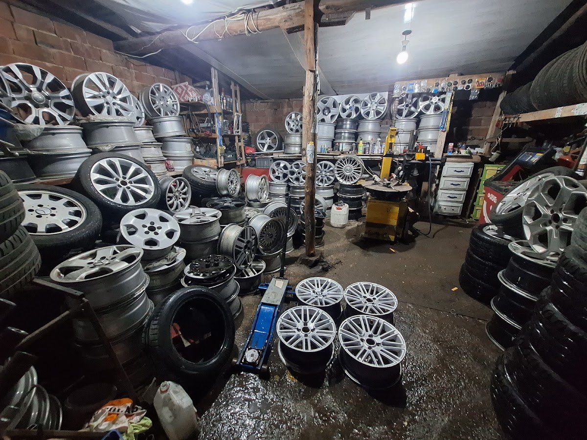 Toprak Oto Jant Lastik Alim Satim Yol Yardım
