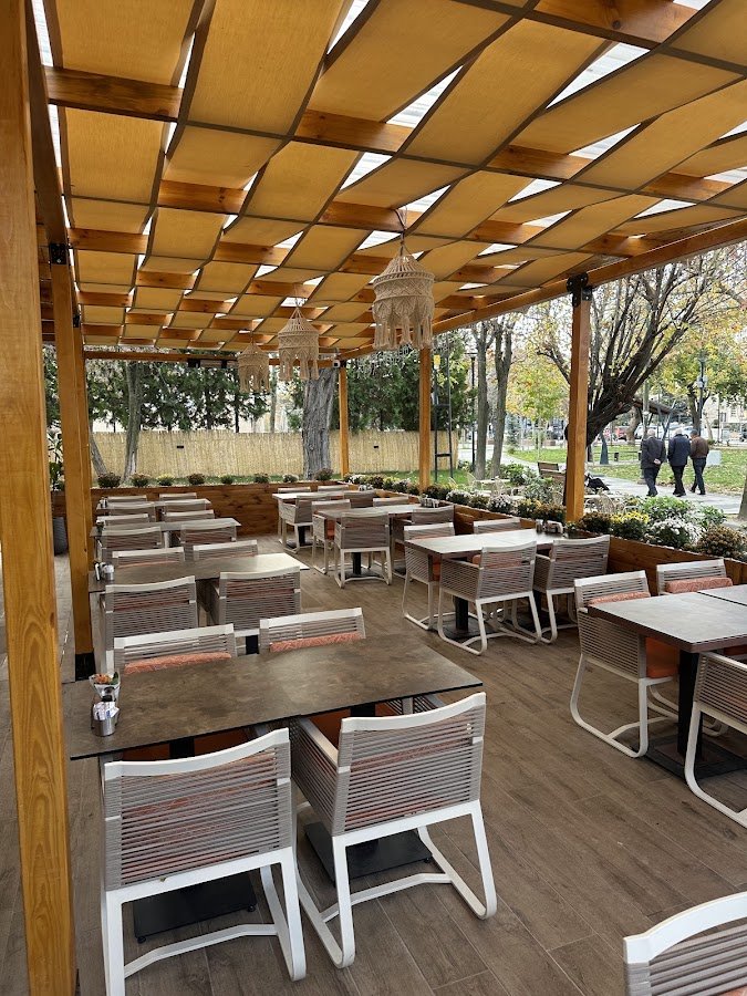 Dostluk Evi