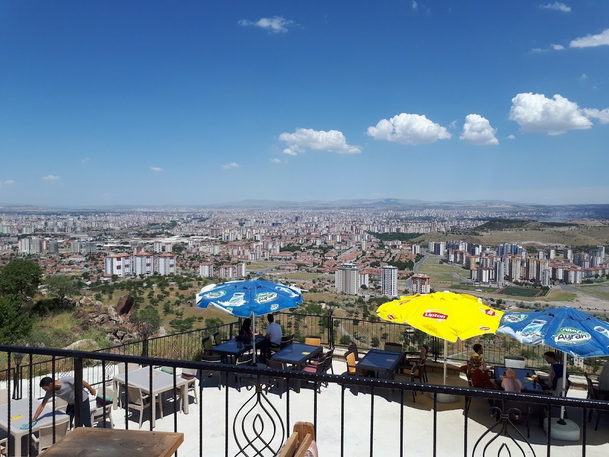 Şahin Tepesi Kır Bahçesi
