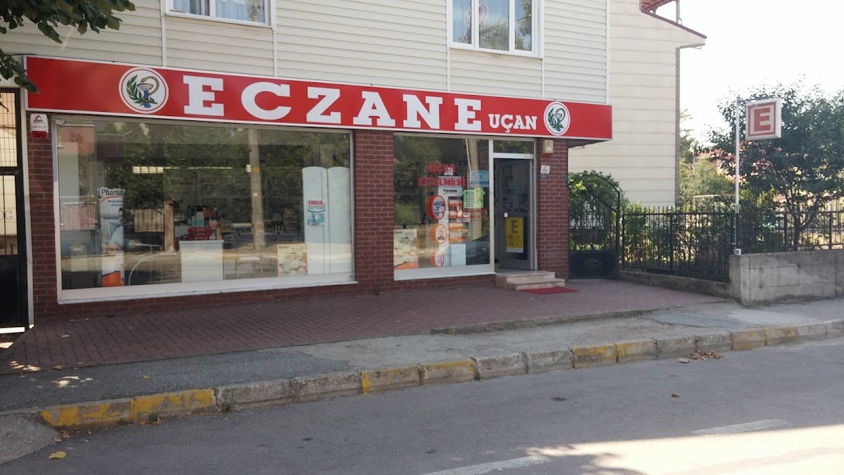 Uçan Eczanesi