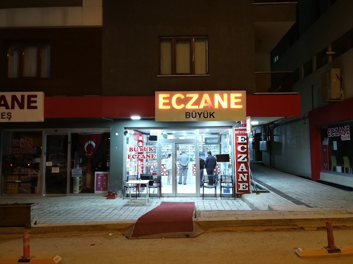 Büyük Eczane