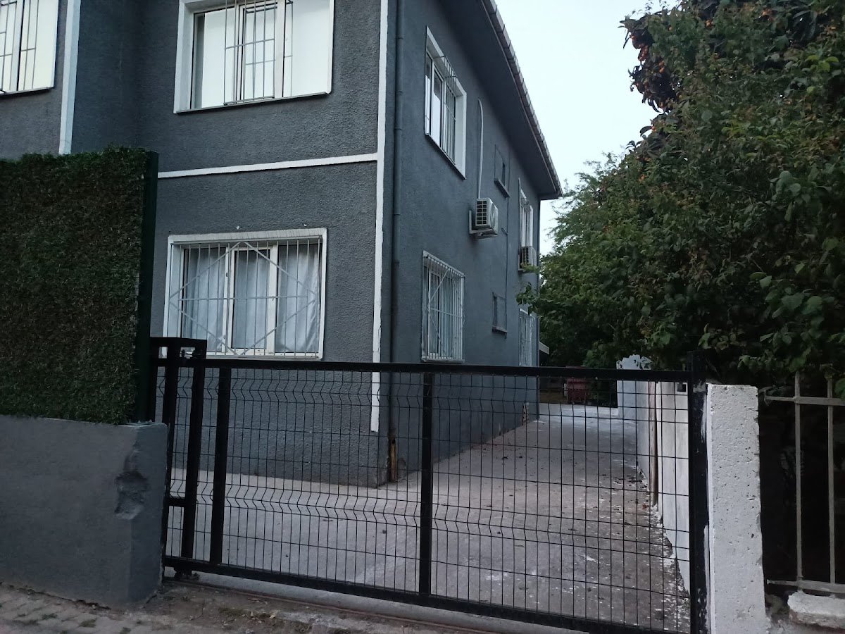 Mutlu Yuva Kreş ve Gündüz Bakımevi