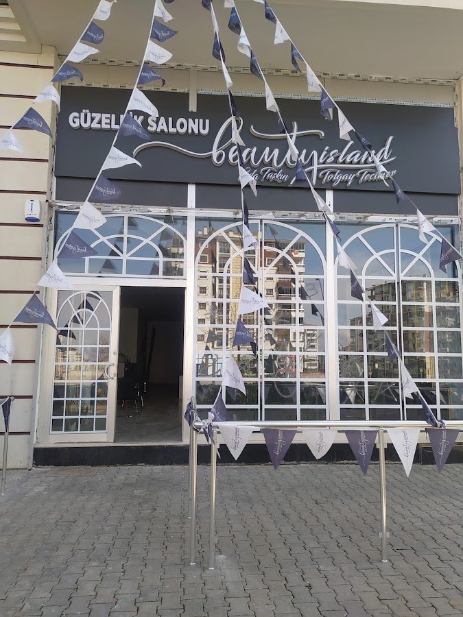 Beauty İsland Kuaför & Güzellik Salonu
