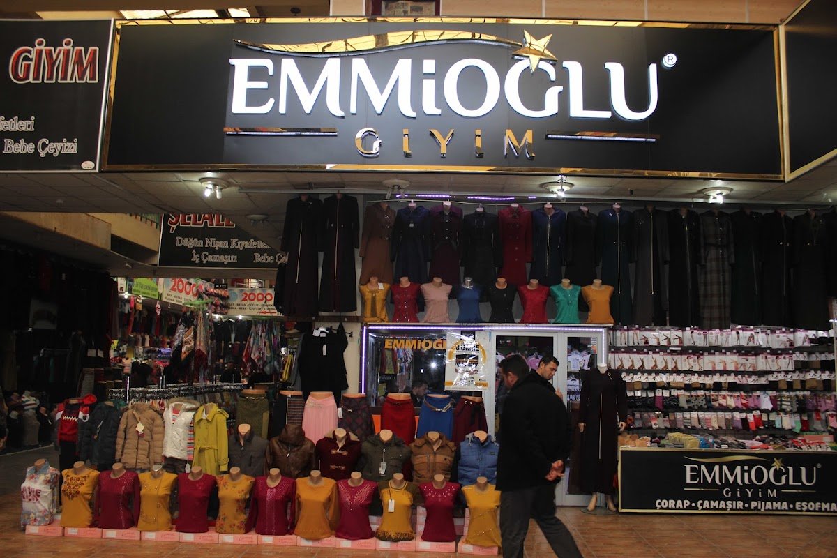 Emmioğlu Giyim