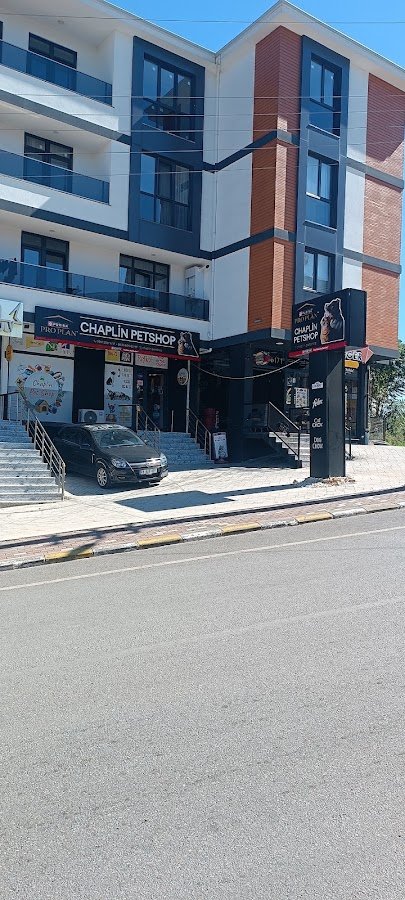 Chaplin Pet Shop