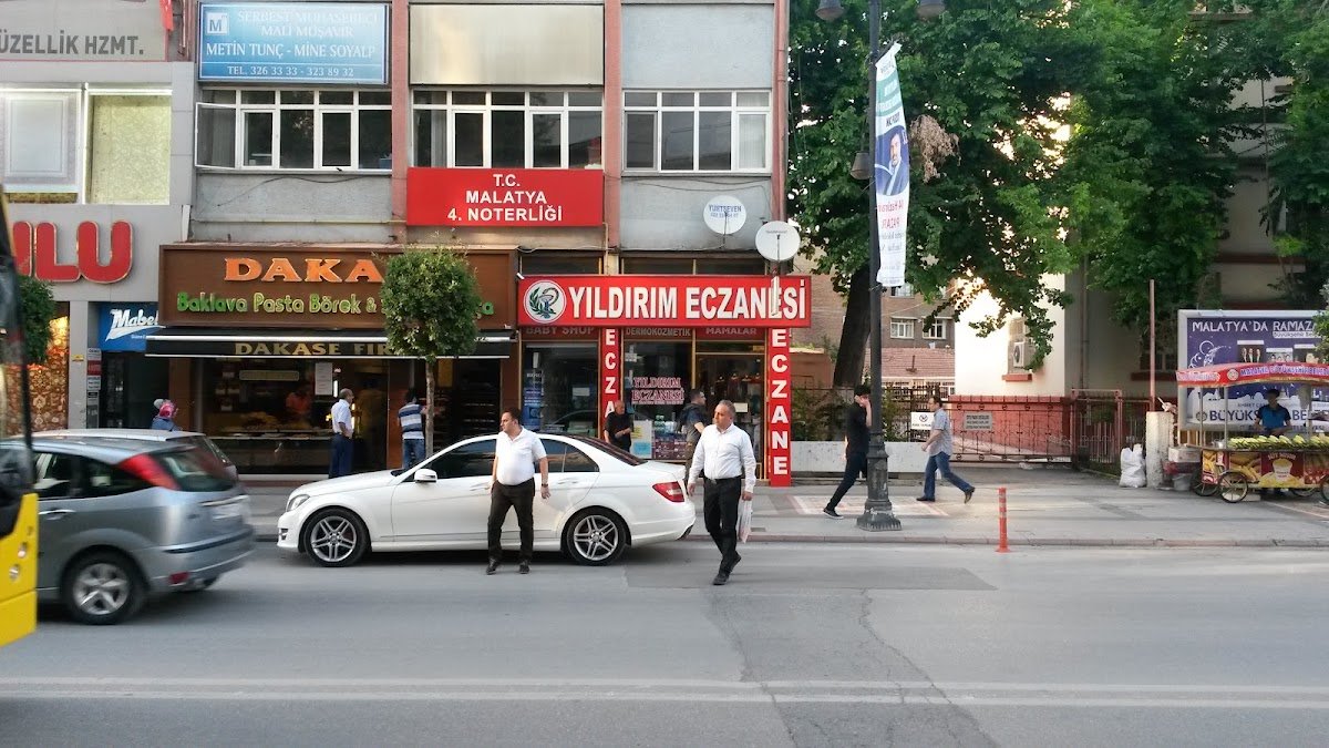 Yıldırım Eczanesi