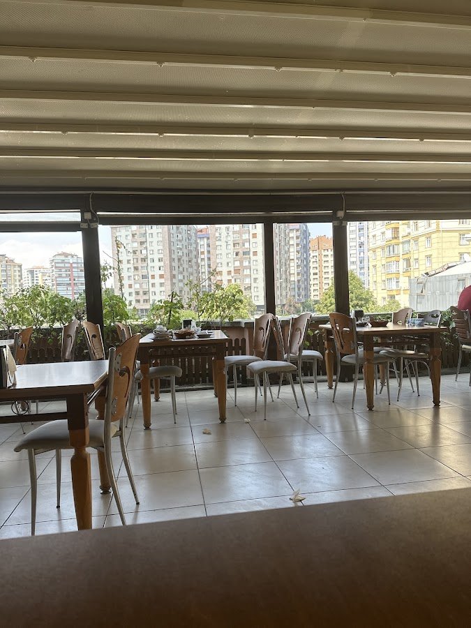 Buhara Etliekmek ve İzgara Salonu , Restorant