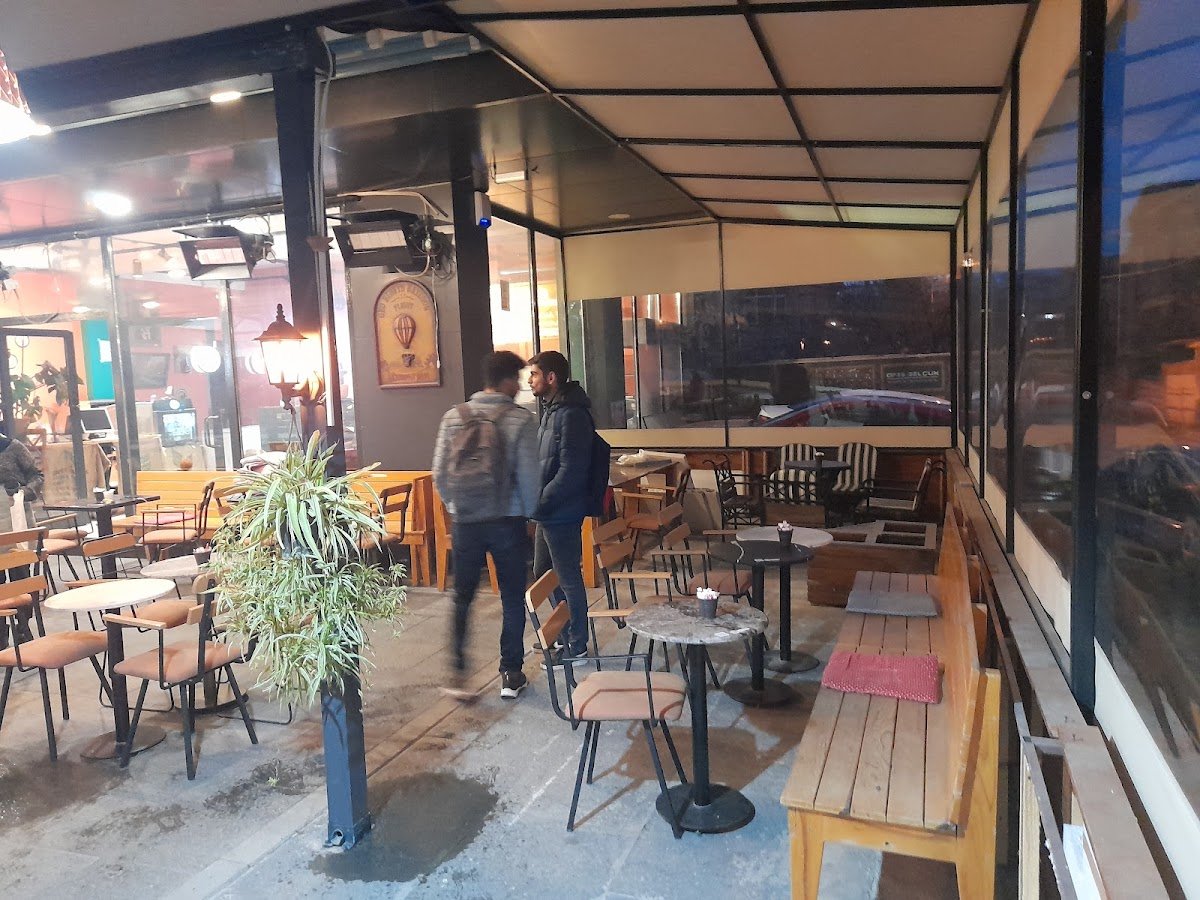 Mozaik Veranda Cafe