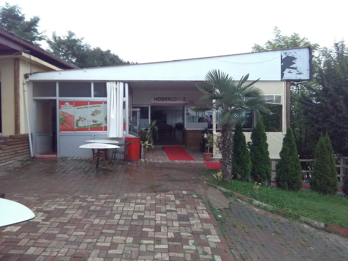 Yaprak Emlak