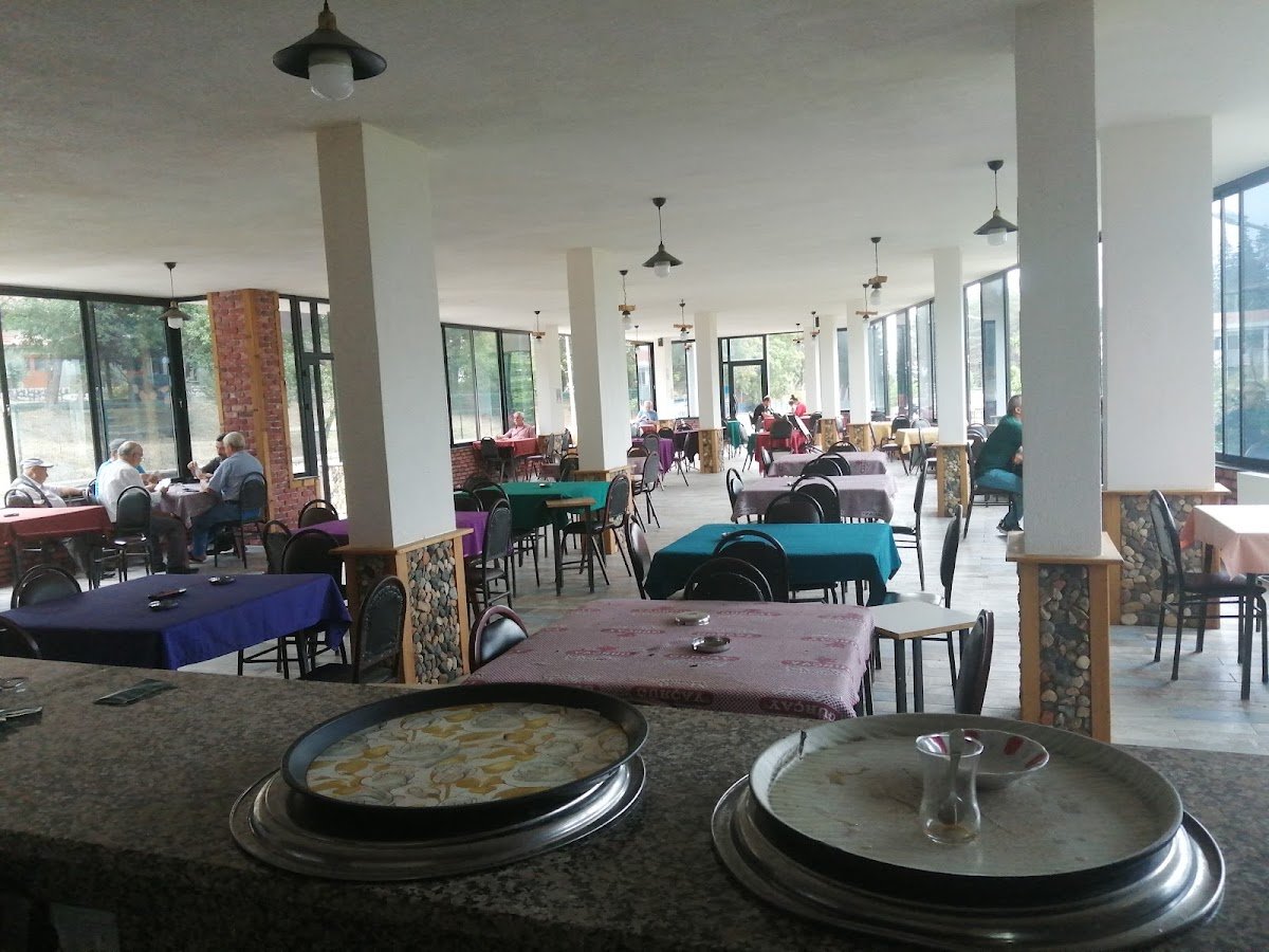 Motif Aile Çay Bahçesi