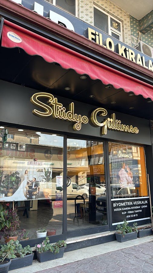 Stüdyo Gülüm'se