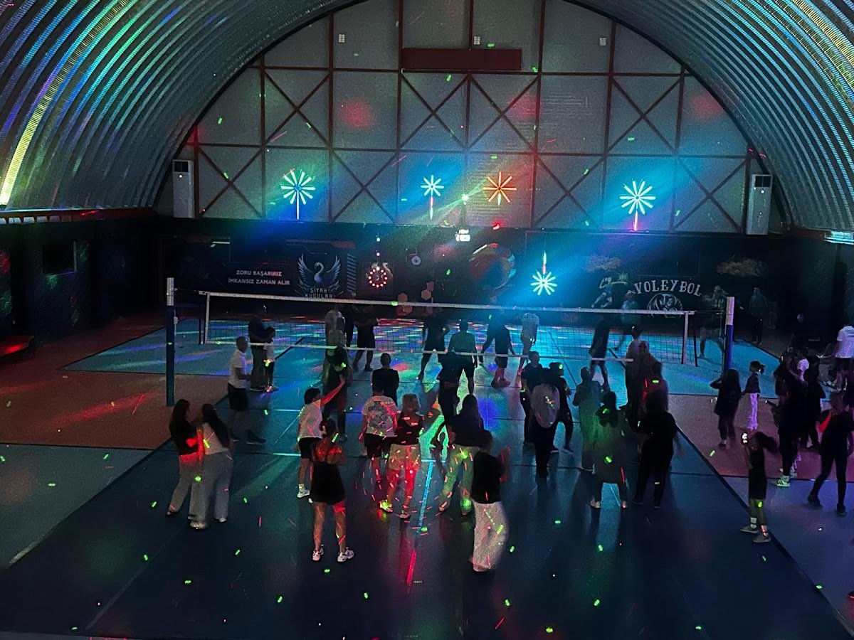 Bs Voleybol Arena Spor Merkezi - Siyah Kuğular Voleybol S.K