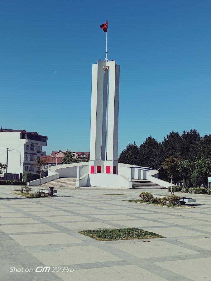 Tütünçiftlik Kültür Merkezi