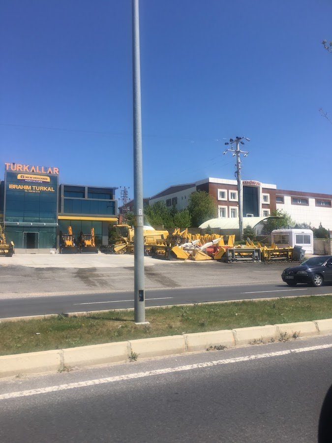New Holland Trakmak