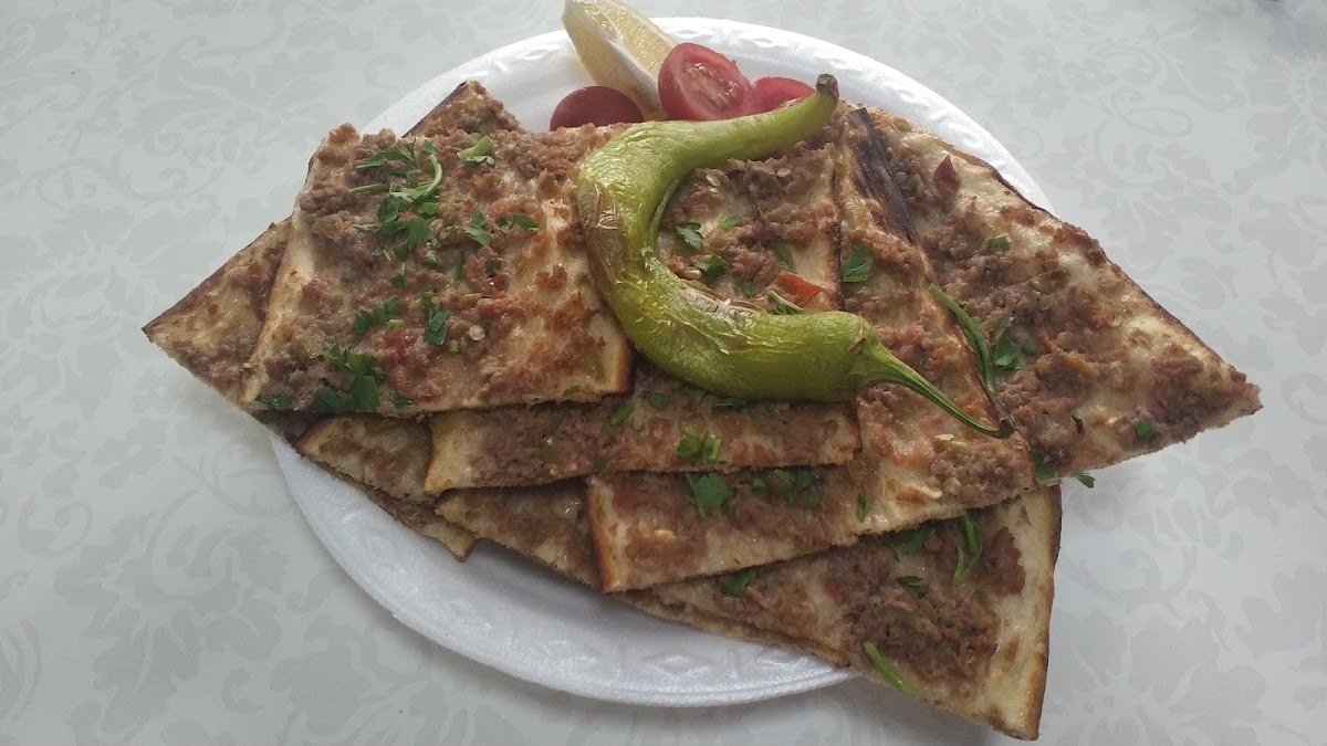 Özburcu Etliekmek Fırını