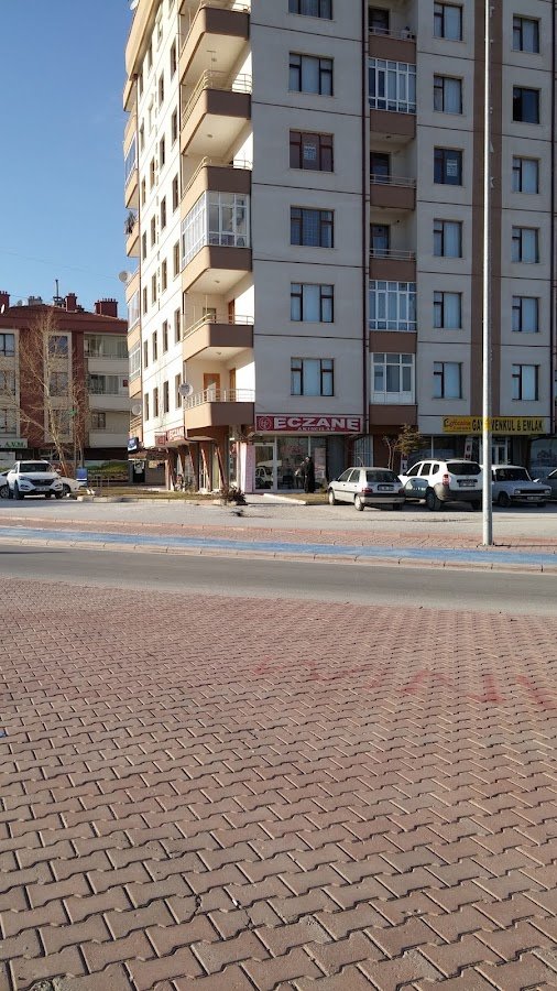 Akıncılar Eczanesi