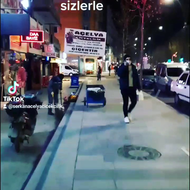 Çiçekçi Açelya