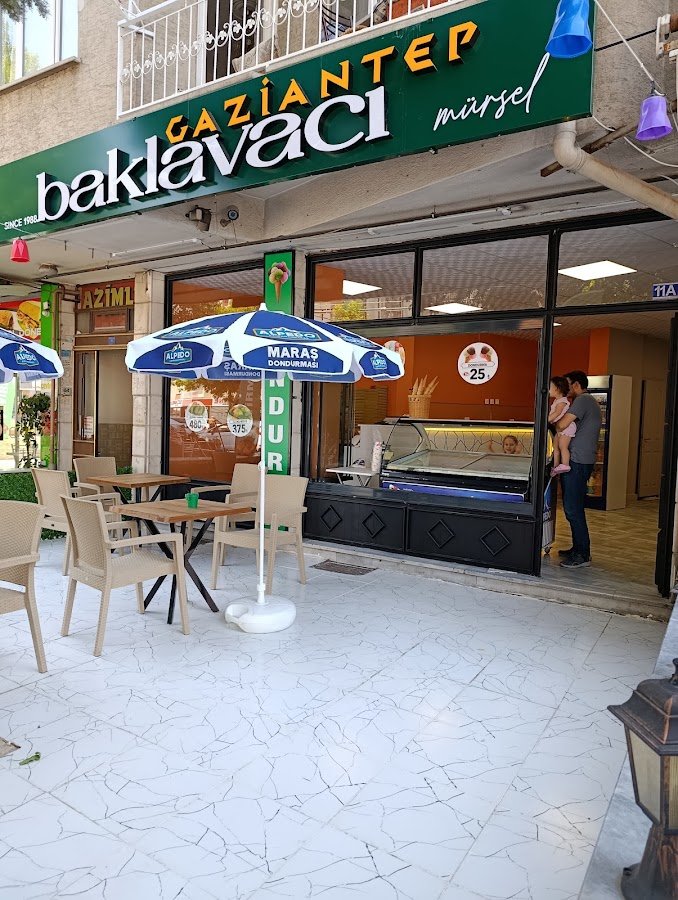 Urfalı Beyzade Baklavaları Selçuklu