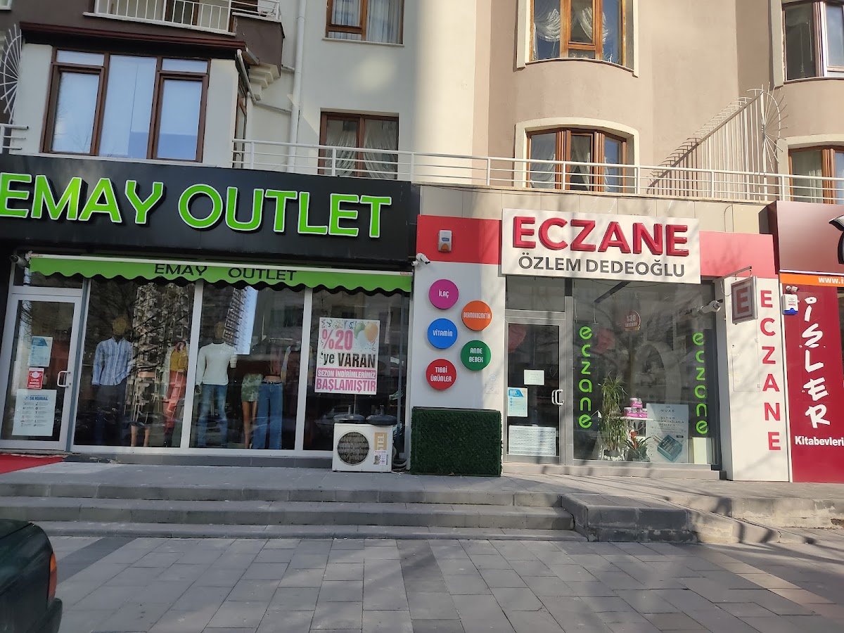 Dedeoğlu Eczanesi