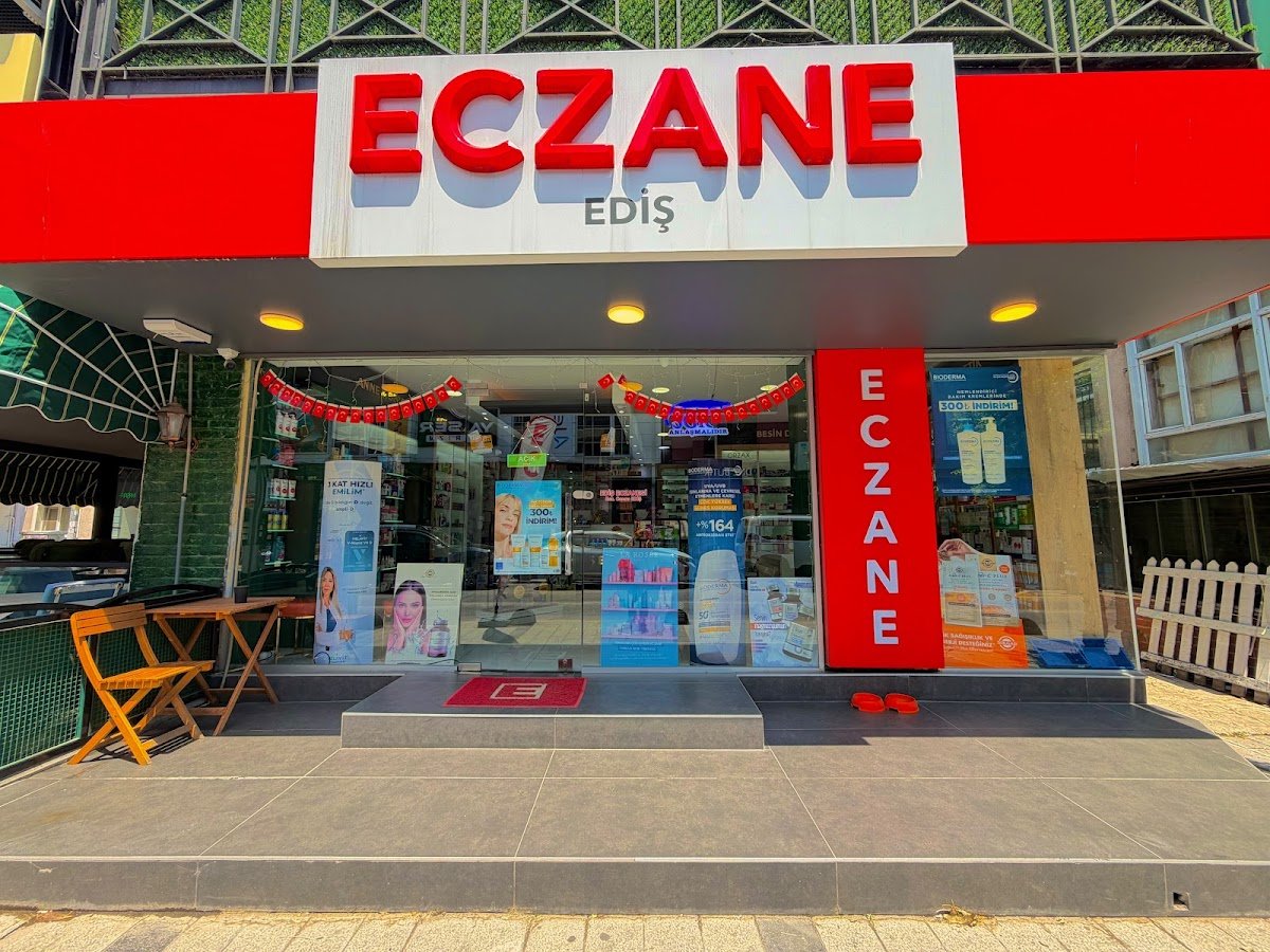 Ediş Eczanesi
