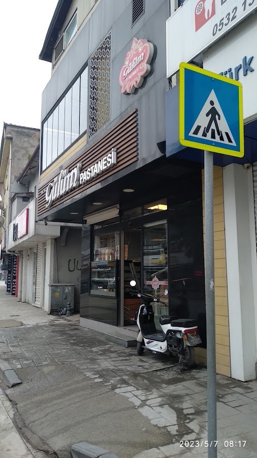 Akyazı Gülüm Pastanesi