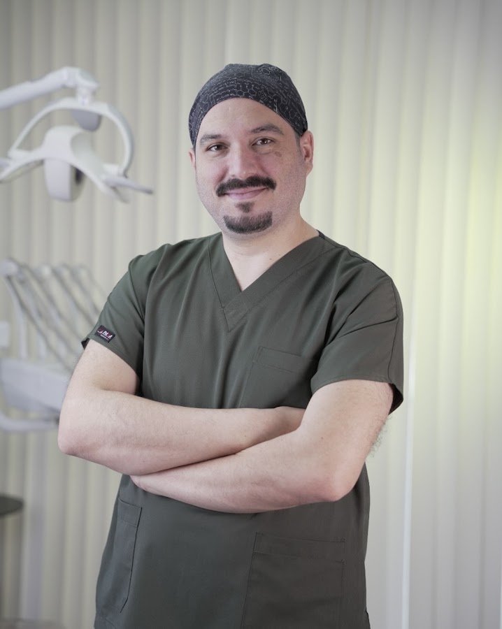 Diş Hekimi Bahadır Baran
