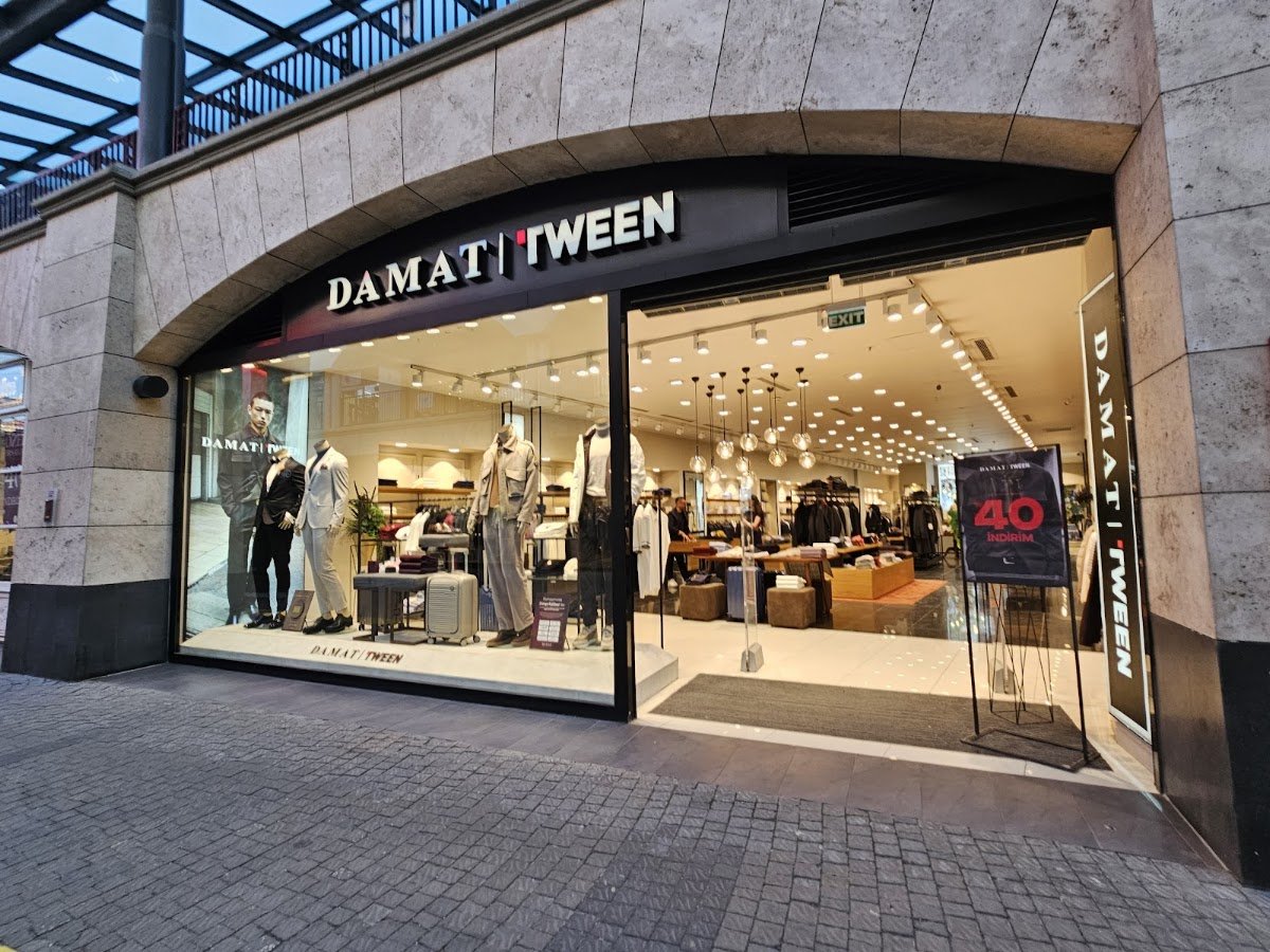 Damat Tween