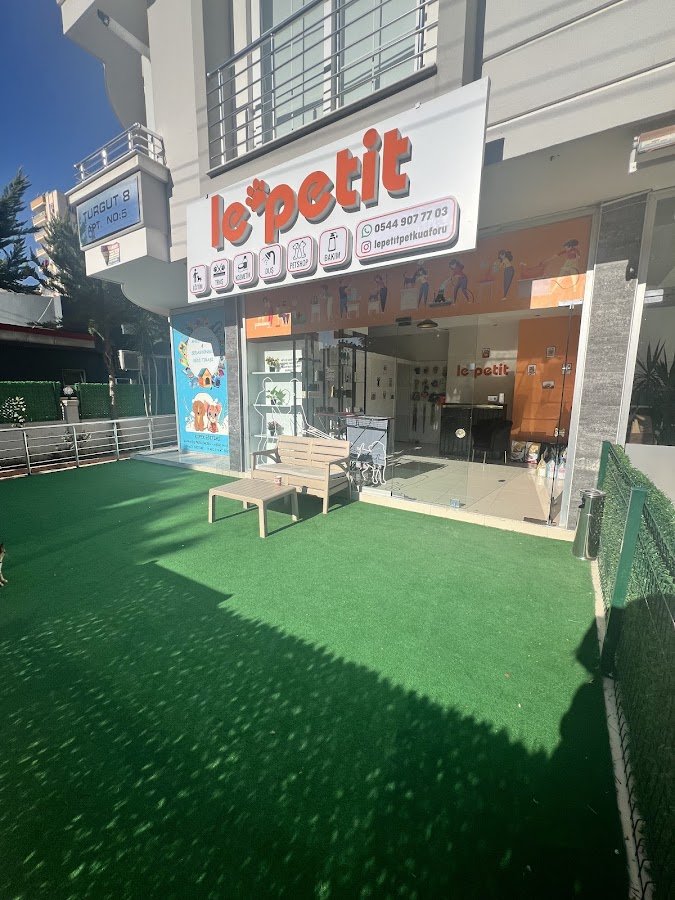 Le Petit Pet Shop ve Kuaför