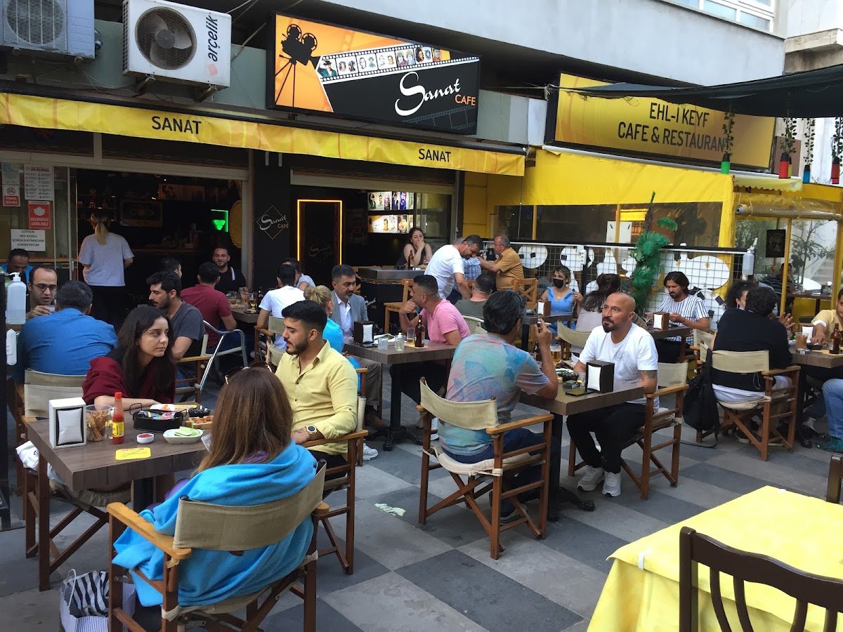 Sanat Pub&Cafe