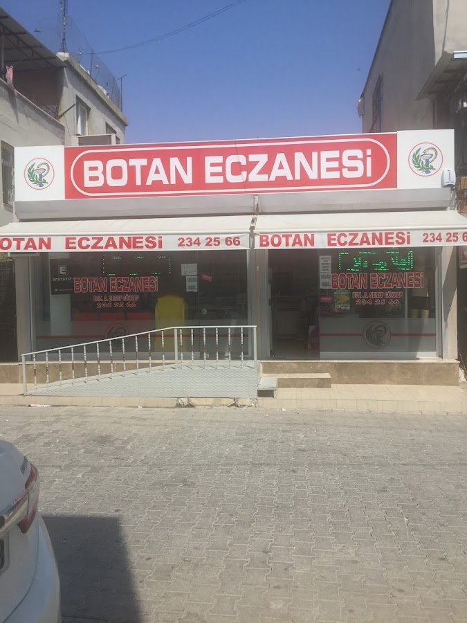 Botan Eczanesi